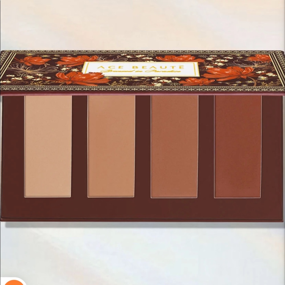 Bronzed in Paradise Bronzer palette